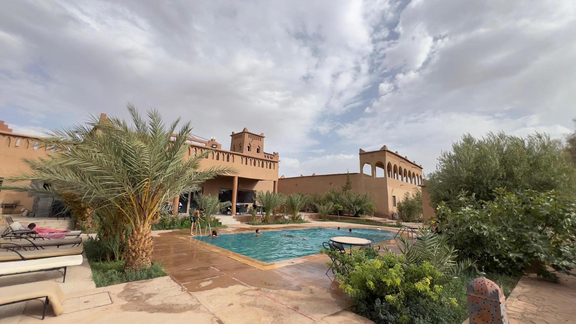 Auberge Famille Benmoro Skoura Exterior photo