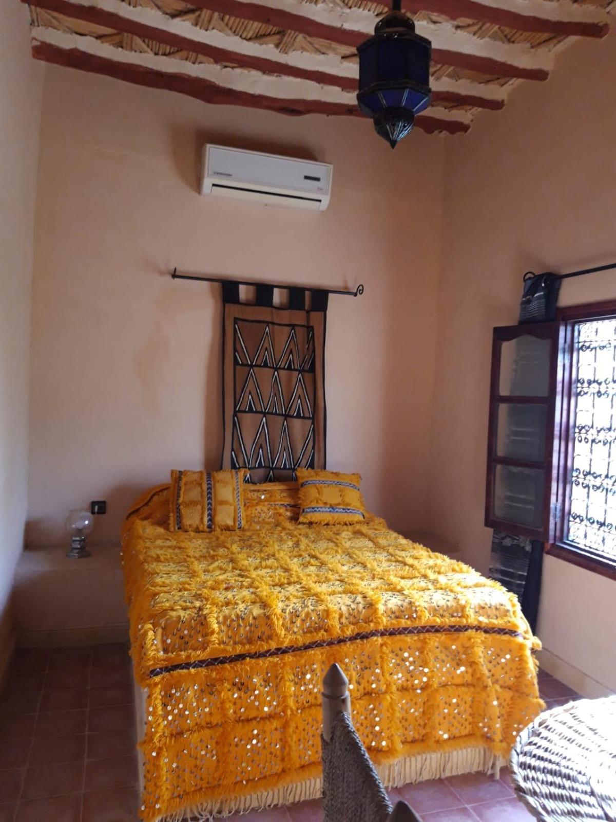 Auberge Famille Benmoro Skoura Exterior photo