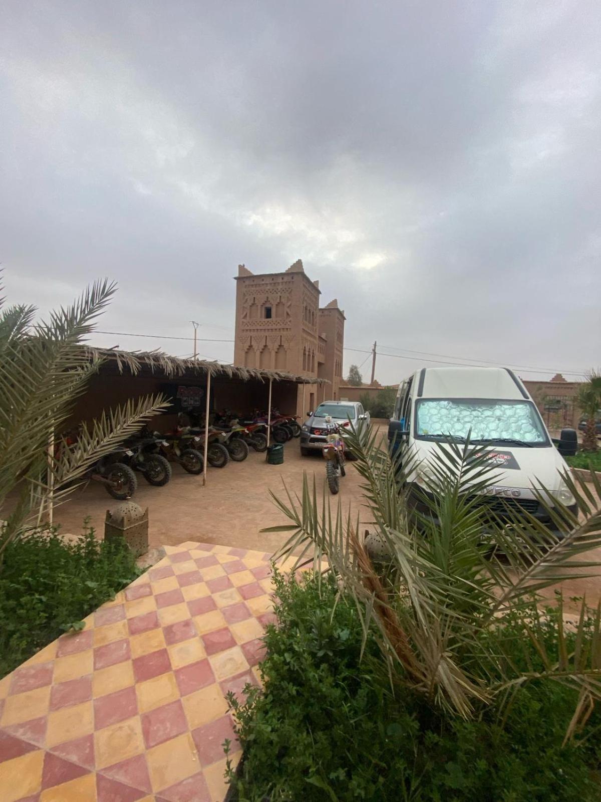 Auberge Famille Benmoro Skoura Exterior photo